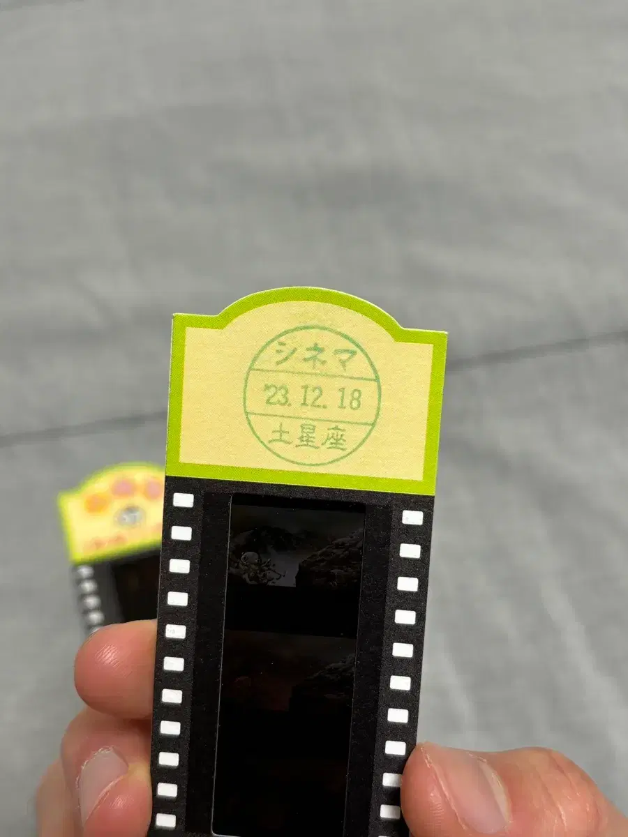 thumbnail-5